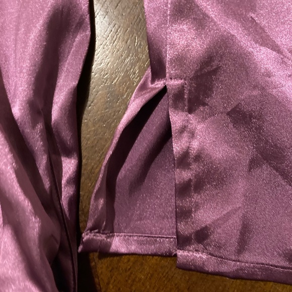 Ladies Size Medium Kathy Lee Collection Silk Button Down Dress Shirt - Picture 15 of 15